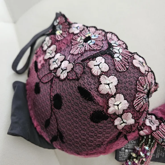 Belly Dance Victoria's Secret Pink And Grey Floral Embroidered Push-Up Bra - Picture 2 of 6